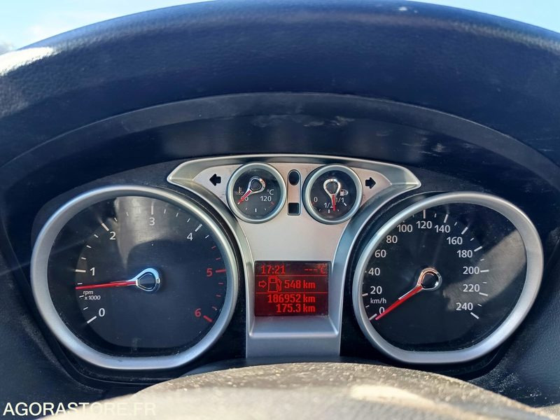 Car FORD FOCUS 1.6 TDCI 90CH - 2009 - 187000KMS: picture 11 Car FORD FOCUS 1.6 TDCI 90CH - 2009 - 187000KMS: picture 11