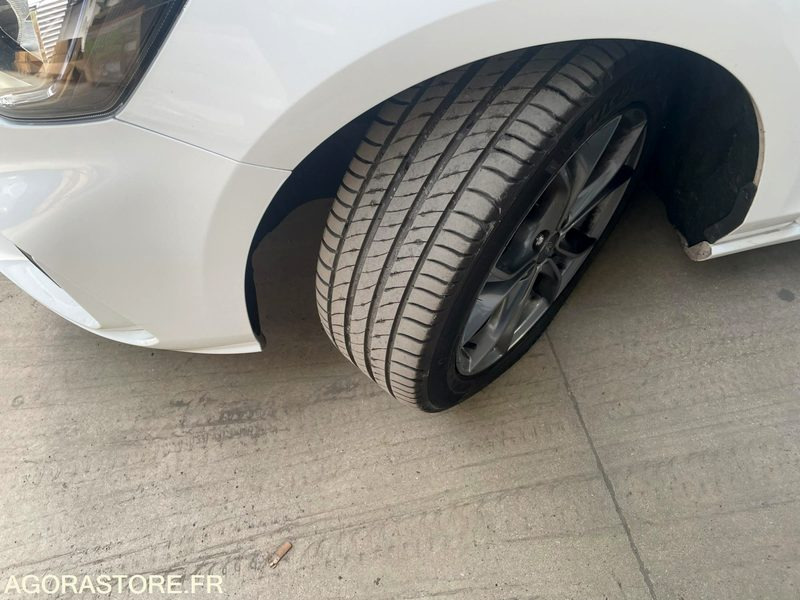 FORD FOCUS finition ST Line 122800 Kms 2021 - Estate car: picture 5 FORD FOCUS finition ST Line 122800 Kms 2021 - Estate car: picture 5