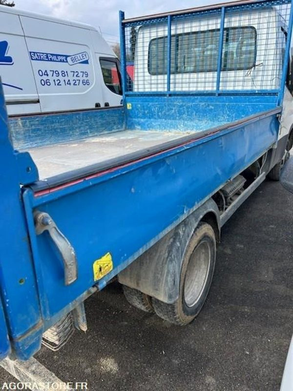 FOURGON BENNE 3.5 T IVECO DAILY 35-150 2018 120 000 KM - Tipper van: picture 3 FOURGON BENNE 3.5 T IVECO DAILY 35-150 2018 120 000 KM - Tipper van: picture 3