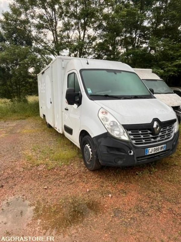 FOURGON - RENAULT MASTER III - 2017 / 251797 km (EJ 988 WN) - Panel van: picture 1 FOURGON - RENAULT MASTER III - 2017 / 251797 km (EJ 988 WN) - Panel van: picture 1