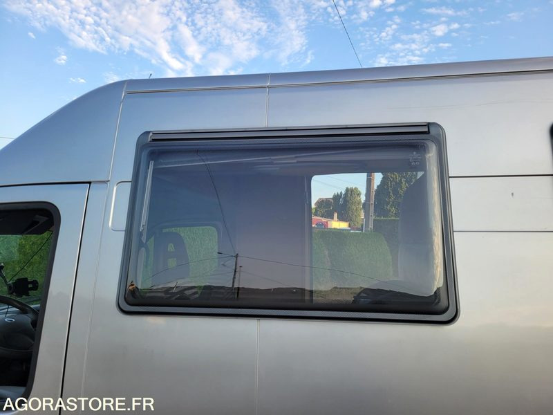 Fiat Ducato Knaus – Fourgon aménagé 4 personnes – Prêt à partir - Car: picture 5 Fiat Ducato Knaus – Fourgon aménagé 4 personnes – Prêt à partir - Car: picture 5