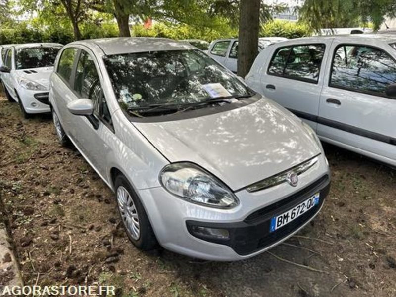 Fiat Punto - BM672QC - Car: picture 3 Fiat Punto - BM672QC - Car: picture 3