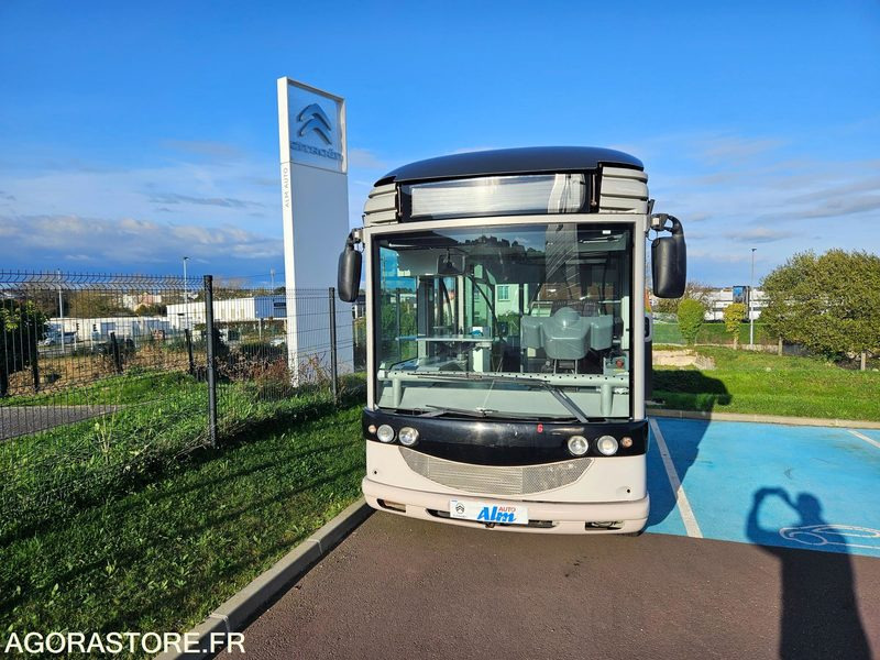GRUAU Microbus - 2011 BON - 45500km ETAT GENERAL - Minibus, Passenger van: picture 2 GRUAU Microbus - 2011 BON - 45500km ETAT GENERAL - Minibus, Passenger van: picture 2