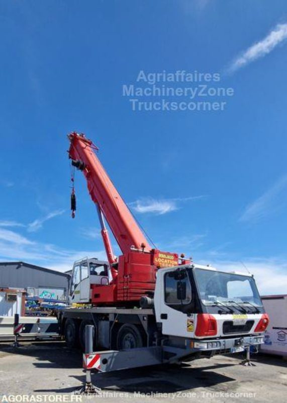 GRUE GMK 3055 - 15 524 HEURES - 2005 - Mobile crane: picture 1 GRUE GMK 3055 - 15 524 HEURES - 2005 - Mobile crane: picture 1