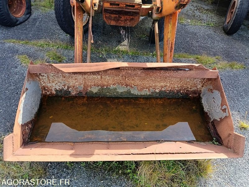 GS-326-KZ Tracteur Renault 652 + chargeur - Farm tractor: picture 4 GS-326-KZ Tracteur Renault 652 + chargeur - Farm tractor: picture 4
