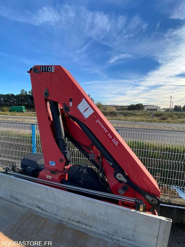 Grue HMF 1110 K-2 - Construction equipment: picture 2 Grue HMF 1110 K-2 - Construction equipment: picture 2