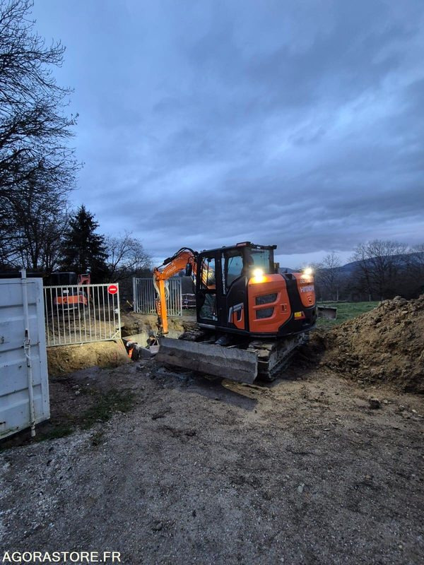 HITACHI 95 USB - 2024 - 370h ETAT NEUF - Excavator: picture 1 HITACHI 95 USB - 2024 - 370h ETAT NEUF - Excavator: picture 1