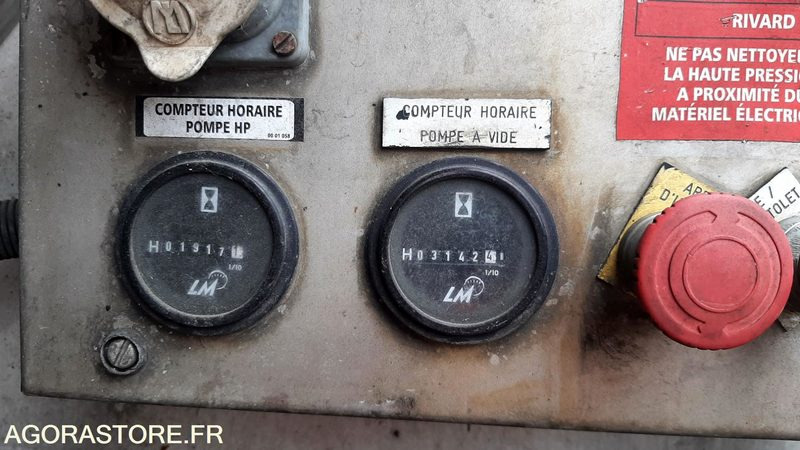 HYDROCUREUR MIXTE RENAULT PRENIUM - DP-470-VA-2002-335 513 KM Vente Export Excl - Vacuum truck: picture 4 HYDROCUREUR MIXTE RENAULT PRENIUM - DP-470-VA-2002-335 513 KM Vente Export Excl - Vacuum truck: picture 4