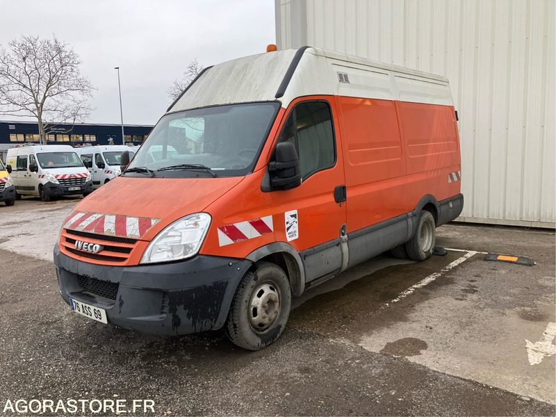 IVECO - 50C15 - 2007 / 332349 KM (P2001860) - Panel van: picture 2 IVECO - 50C15 - 2007 / 332349 KM (P2001860) - Panel van: picture 2