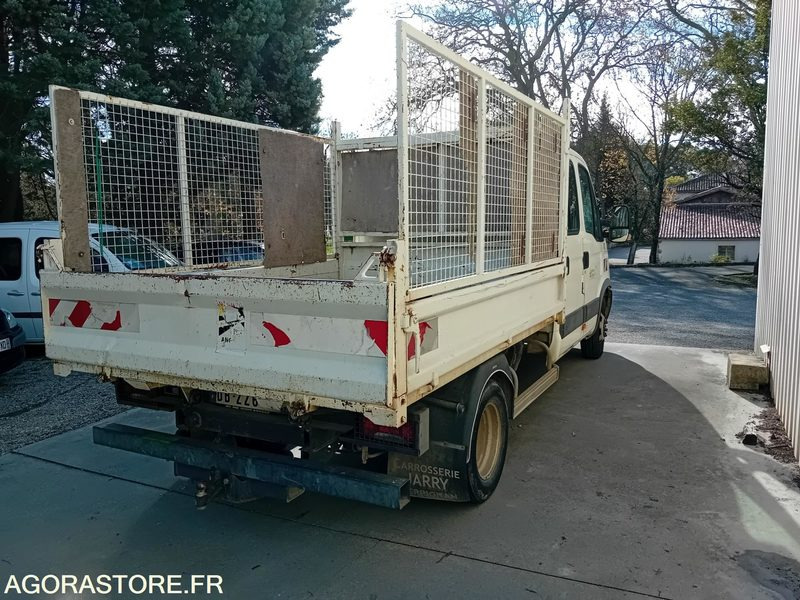 IVECO DAILY 35C15 BENNE 7 PLACES - Tipper van: picture 4 IVECO DAILY 35C15 BENNE 7 PLACES - Tipper van: picture 4