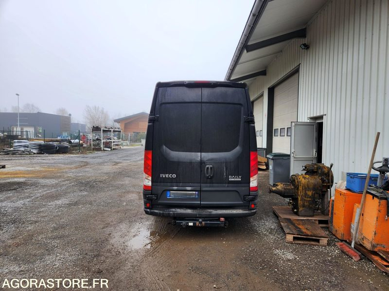 IVECO DAILY 35C21- 2017 / 170000 KM - Panel van: picture 4 IVECO DAILY 35C21- 2017 / 170000 KM - Panel van: picture 4