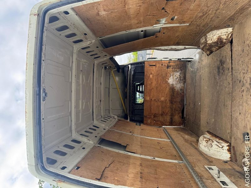 IVECO DAILY 35S12 - 67 000 KM - Panel van: picture 4 IVECO DAILY 35S12 - 67 000 KM - Panel van: picture 4