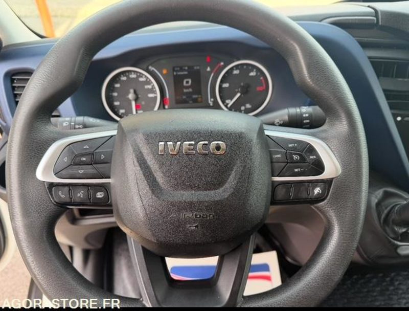 Iveco DAILY CCB - 2020 - 295 000km - Panel van: picture 3 Iveco DAILY CCB - 2020 - 295 000km - Panel van: picture 3