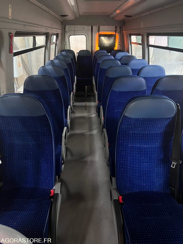 Iveco daily 08/2016 22 +1 places 240 000 kms - School bus: picture 4 Iveco daily 08/2016 22 +1 places 240 000 kms - School bus: picture 4