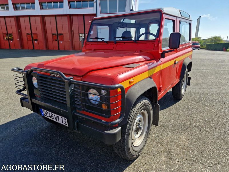 Land Rover Defender - 2048VY72 - SUV: picture 1 Land Rover Defender - 2048VY72 - SUV: picture 1