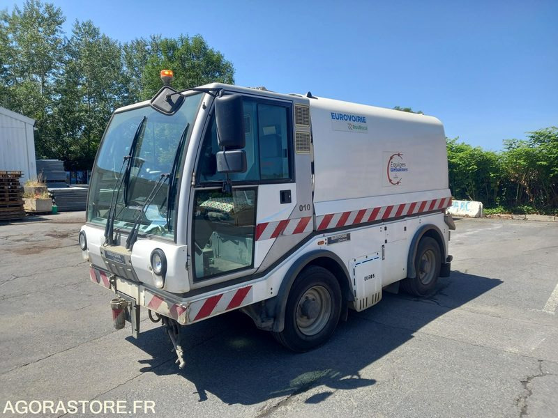 Laveuse BUCHER City Lave 5000 - Road sweeper: picture 1 Laveuse BUCHER City Lave 5000 - Road sweeper: picture 1