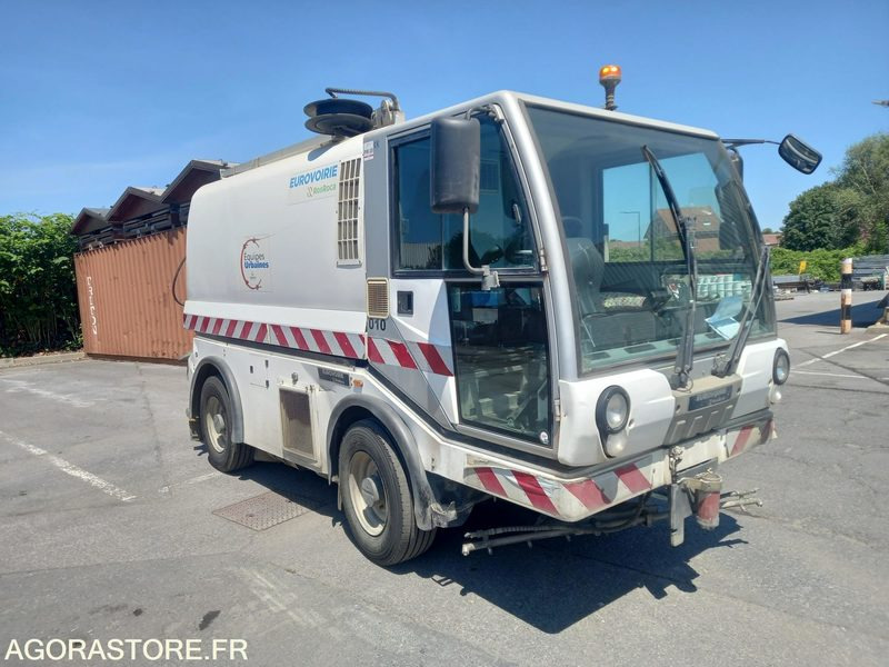 Laveuse BUCHER City Lave 5000 - Road sweeper: picture 3 Laveuse BUCHER City Lave 5000 - Road sweeper: picture 3