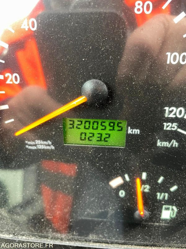 MERCEDES INTOURO N°093303 - School bus: picture 5 MERCEDES INTOURO N°093303 - School bus: picture 5