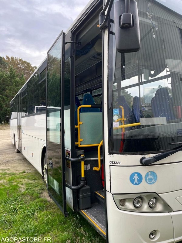 MERCEDES INTOURO N°093338 - School bus: picture 1 MERCEDES INTOURO N°093338 - School bus: picture 1