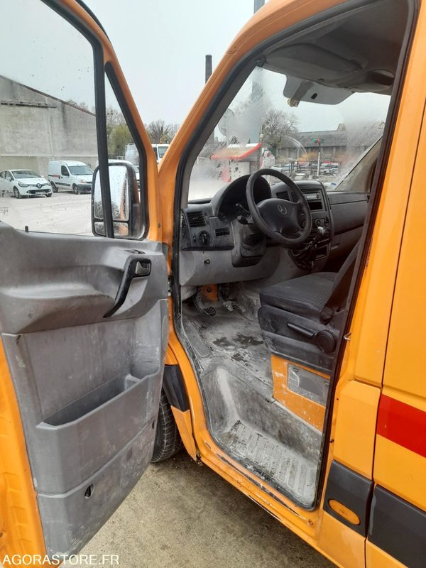 MERCEDES SPRINTER - 2008 - 313781 KM - Panel van: picture 5 MERCEDES SPRINTER - 2008 - 313781 KM - Panel van: picture 5