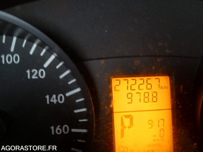 MERCEDES SPRINTER ANNEE 2014 - Tipper van: picture 4 MERCEDES SPRINTER ANNEE 2014 - Tipper van: picture 4