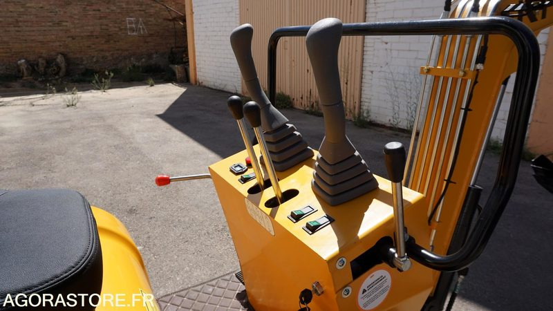 MINI PELLE - KPC - 10S PRO - 2024 - ETAT NEUF - Mini excavator: picture 3 MINI PELLE - KPC - 10S PRO - 2024 - ETAT NEUF - Mini excavator: picture 3