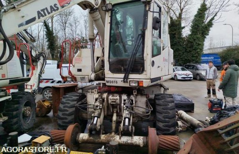 MINI PELLE RAIL ROUTE - TEREX 1404 - 2011 / 11810 HEURES (MD010) - Excavator: picture 1 MINI PELLE RAIL ROUTE - TEREX 1404 - 2011 / 11810 HEURES (MD010) - Excavator: picture 1
