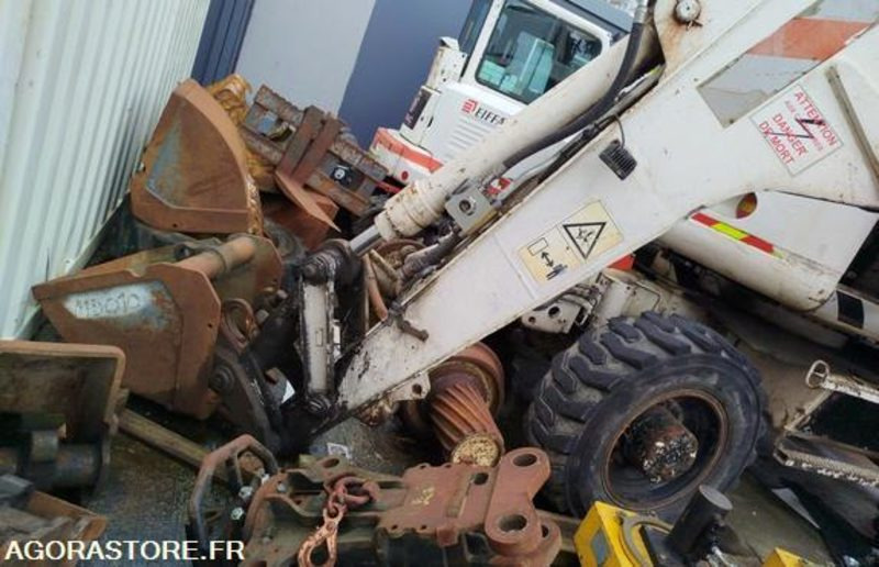 MINI PELLE RAIL ROUTE - TEREX 1404 - 2011 / 11810 HEURES (MD010) - Excavator: picture 5 MINI PELLE RAIL ROUTE - TEREX 1404 - 2011 / 11810 HEURES (MD010) - Excavator: picture 5