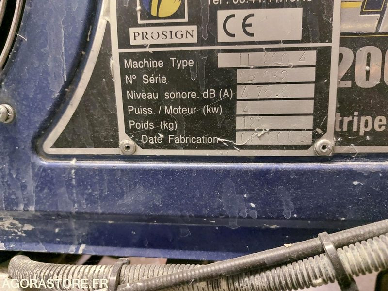 Machine de marquage Graco LineLazer V 200HS - Tool/ Equipment: picture 2 Machine de marquage Graco LineLazer V 200HS - Tool/ Equipment: picture 2