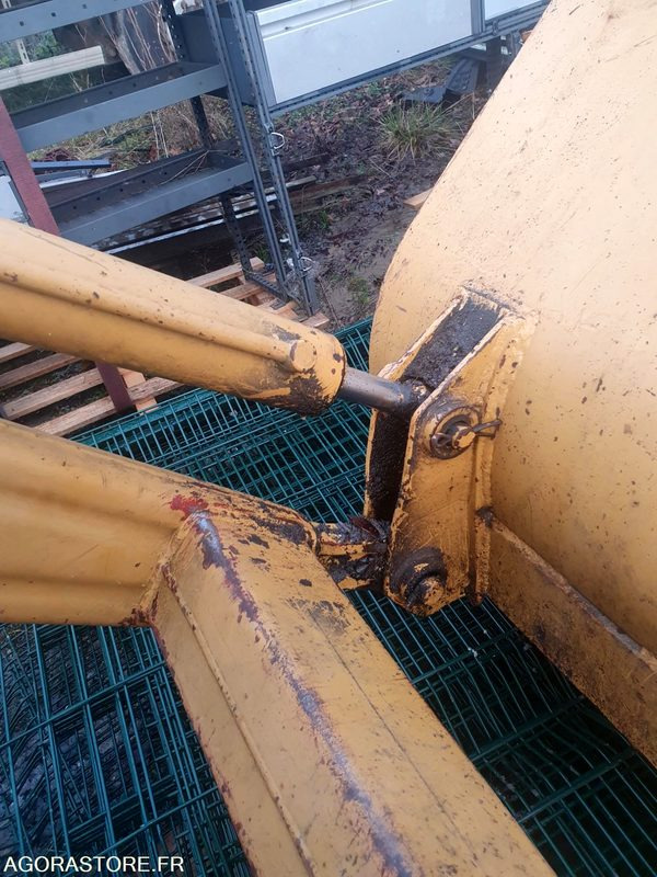 Massey ferguson mf205 industriel - Backhoe loader: picture 5 Massey ferguson mf205 industriel - Backhoe loader: picture 5
