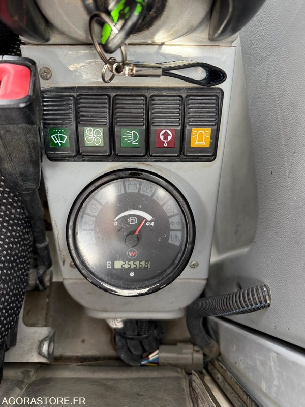 Mini pelle Wacker Neuson Modèle 25 03 - 2018 - 2556 heures avec remorque - Excavator: picture 5 Mini pelle Wacker Neuson Modèle 25 03 - 2018 - 2556 heures avec remorque - Excavator: picture 5