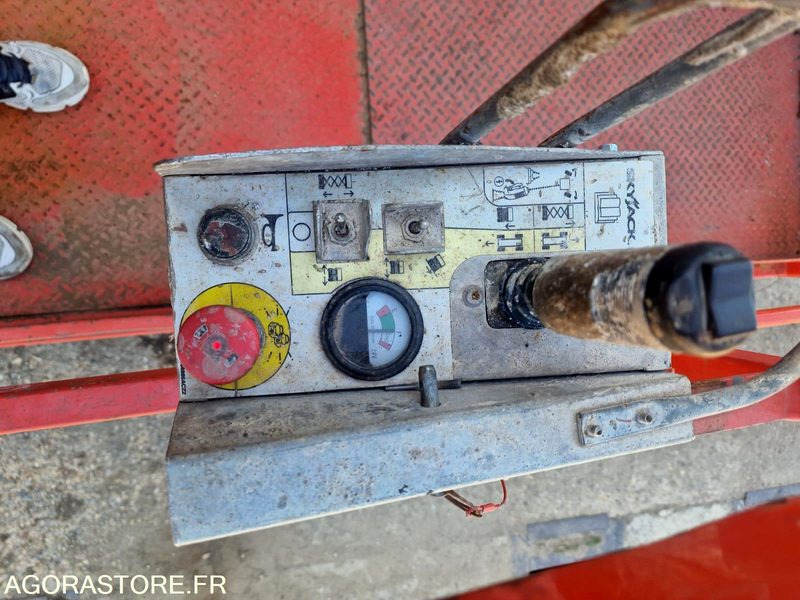 NACELLE ELECTRIQUE CISEAUX SKYJACK SJ4632 11.75M - Scissor lift: picture 5 NACELLE ELECTRIQUE CISEAUX SKYJACK SJ4632 11.75M - Scissor lift: picture 5