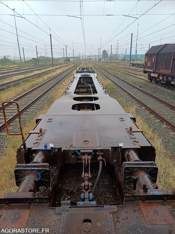 Wagon plat intermodal type Sggnss – modèle 6432B0-4, 72 pieds - 2004 (ref 1520) - Other machinery: picture 2 Wagon plat intermodal type Sggnss – modèle 6432B0-4, 72 pieds - 2004 (ref 1520) - Other machinery: picture 2