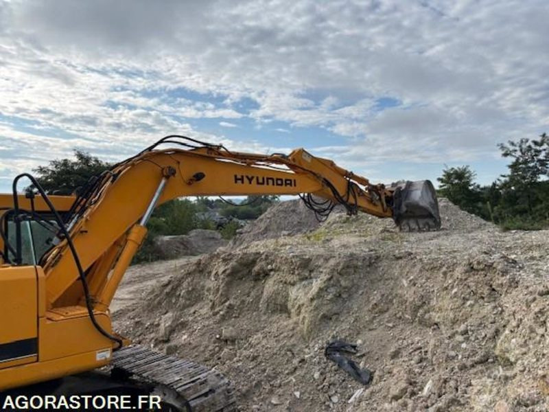 PELLE A CHENILLES HYUNDAI ROBEX 180LCD-7 2004 3500 HEURES - Excavator: picture 4 PELLE A CHENILLES HYUNDAI ROBEX 180LCD-7 2004 3500 HEURES - Excavator: picture 4