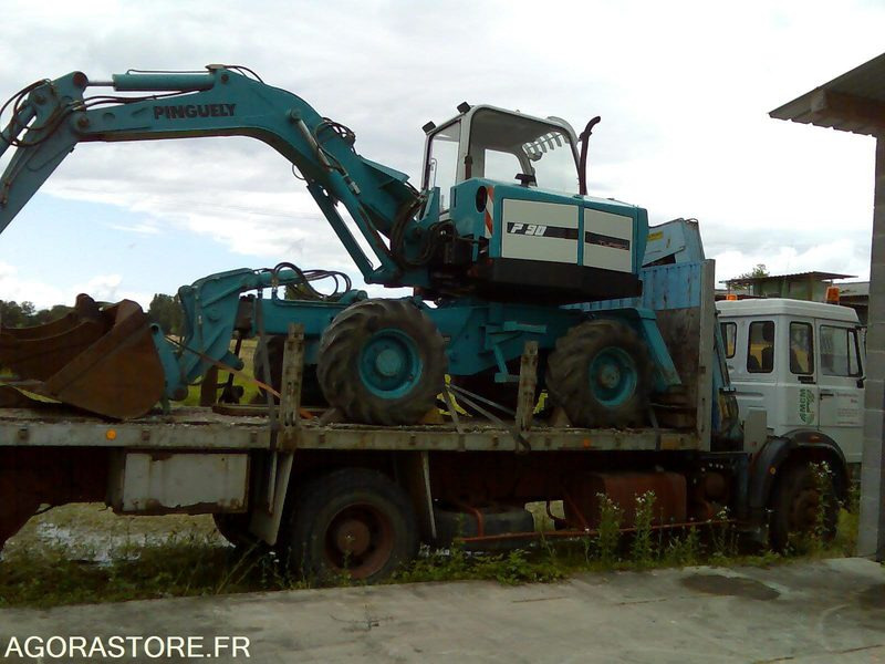 PELLE A PNEUS PINGUELY P90 TURBO 2002 5365 HEURES - Excavator: picture 2 PELLE A PNEUS PINGUELY P90 TURBO 2002 5365 HEURES - Excavator: picture 2