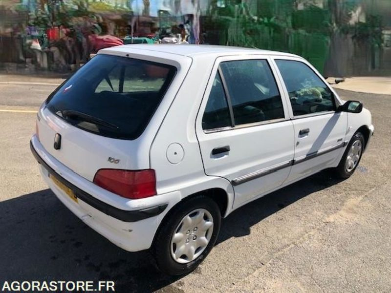 PEUGEOT 106 FINITION ZEN ESSENCE - Car: picture 3 PEUGEOT 106 FINITION ZEN ESSENCE - Car: picture 3