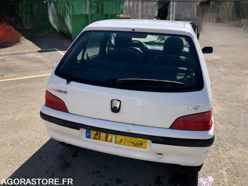 PEUGEOT 106 FINITION ZEN ESSENCE - Car: picture 4 PEUGEOT 106 FINITION ZEN ESSENCE - Car: picture 4