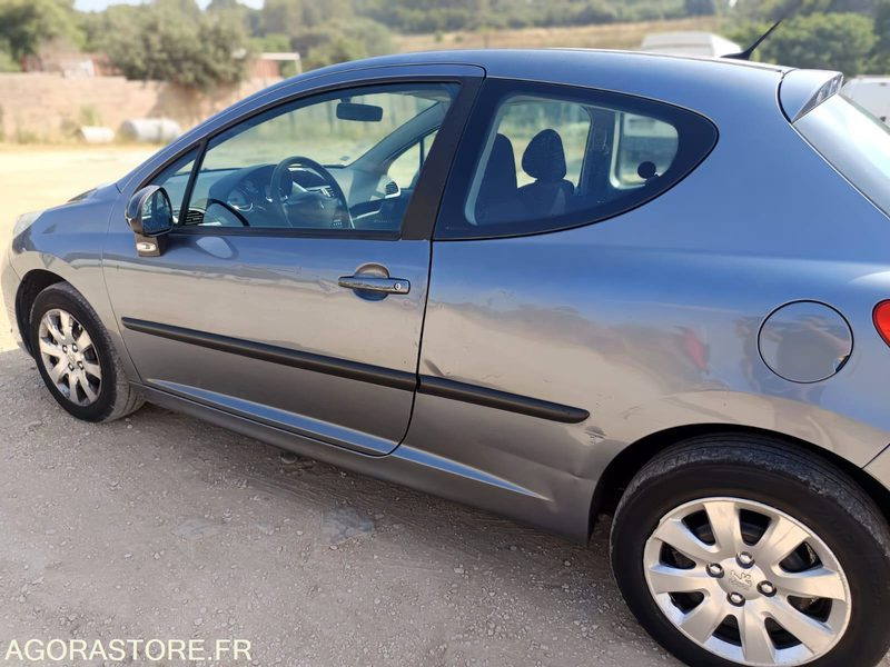 PEUGEOT 207 - 2009 - 235700KMS - Car: picture 3 PEUGEOT 207 - 2009 - 235700KMS - Car: picture 3