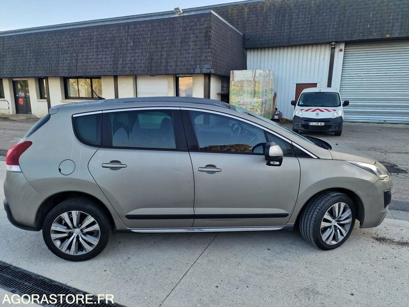 PEUGEOT 3008 - Car: picture 5 PEUGEOT 3008 - Car: picture 5