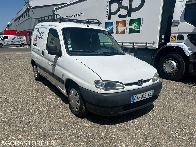 PEUGEOT PARTNER 1.9D 69CV 1999 273780KMS - Small van: picture 2 PEUGEOT PARTNER 1.9D 69CV 1999 273780KMS - Small van: picture 2