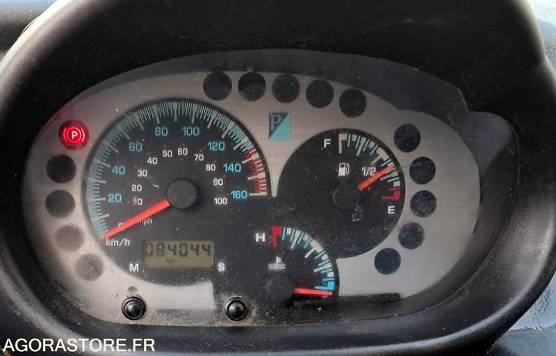Leasing of  PIAGGIO PORTER - Benne basculante - 2013 - 84 044 kms - ESSENCE PIAGGIO PORTER - Benne basculante - 2013 - 84 044 kms - ESSENCE: picture 10