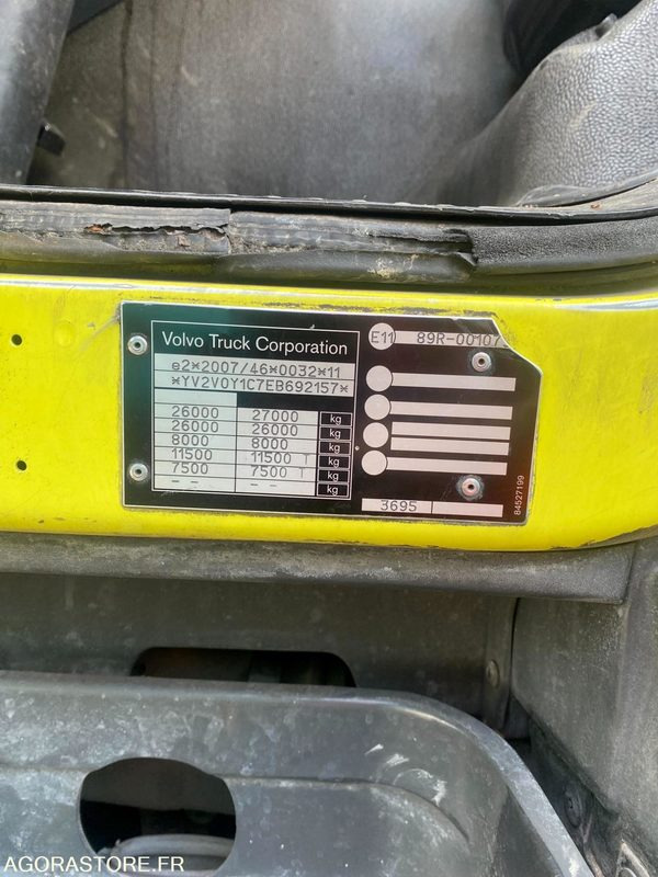 PORTEUR BOM 26T VOLVO GEESINK - 160803km- 2014 (4002) - Garbage truck: picture 4 PORTEUR BOM 26T VOLVO GEESINK - 160803km- 2014 (4002) - Garbage truck: picture 4