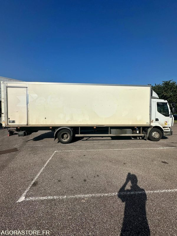 PORTEUR ROUTIER - RENAULT - MIDLUM - 2009 / 307 758 KM - 643 ALN 54 - Box truck: picture 3 PORTEUR ROUTIER - RENAULT - MIDLUM - 2009 / 307 758 KM - 643 ALN 54 - Box truck: picture 3