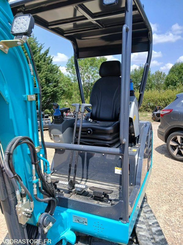 Pelle SUNWARD SWE20F canopy Neuve - Mini excavator: picture 1 Pelle SUNWARD SWE20F canopy Neuve - Mini excavator: picture 1
