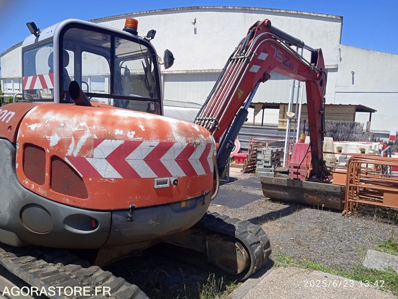 Pelle à chenilles NEUSON avec 4 godets 10100 heures 2008 - Excavator: picture 4 Pelle à chenilles NEUSON avec 4 godets 10100 heures 2008 - Excavator: picture 4