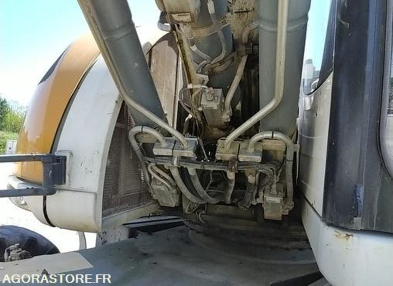 Pelle à pneus Liebherr A914 - 2014 / 11357 HEURES (ML478) - Excavator: picture 5 Pelle à pneus Liebherr A914 - 2014 / 11357 HEURES (ML478) - Excavator: picture 5