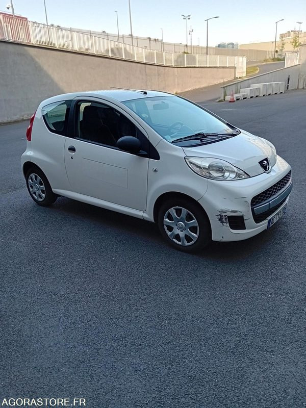 Peugeot 107 AC-713-YQ - Car: picture 2 Peugeot 107 AC-713-YQ - Car: picture 2