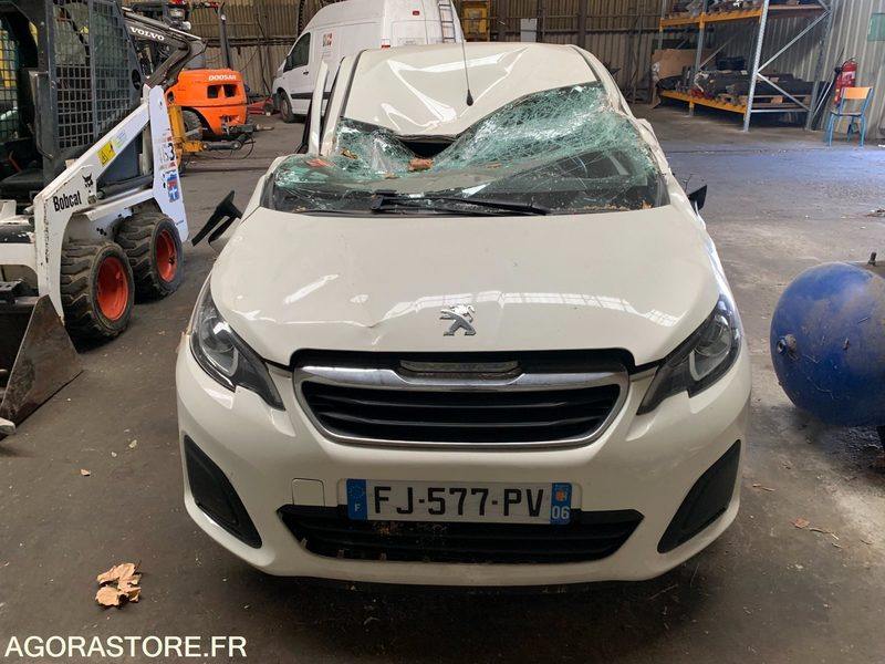 Peugeot 108 - 2019 - 33 967 kms - FJ 577 PV - Car: picture 1 Peugeot 108 - 2019 - 33 967 kms - FJ 577 PV - Car: picture 1