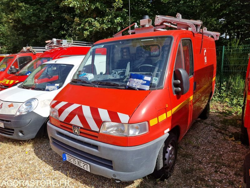 Peugeot Boxer- 2000 - 43336 - 3275XC27 - Panel van: picture 1 Peugeot Boxer- 2000 - 43336 - 3275XC27 - Panel van: picture 1