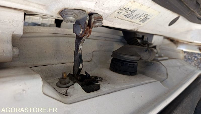 Peugeot Partner - 2004 - 149295km - Small van: picture 4 Peugeot Partner - 2004 - 149295km - Small van: picture 4